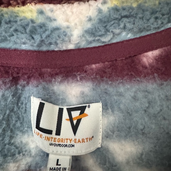 Women’s Multicolor Patterned Sweater - Picture 3 of 4